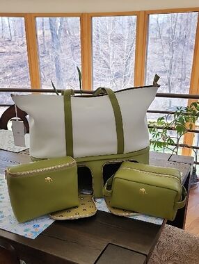 NEW - ROOMINA, The Lactote For Nursing Mothers